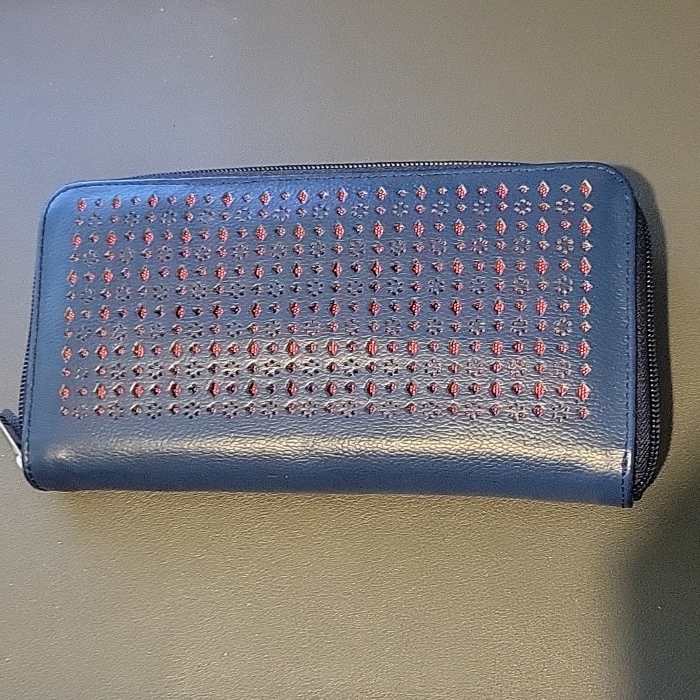 Large leather wallet